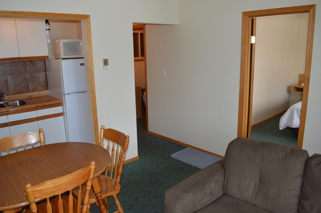 רדיום הוט ספרינגס Motel Tyrol חדר תמונה