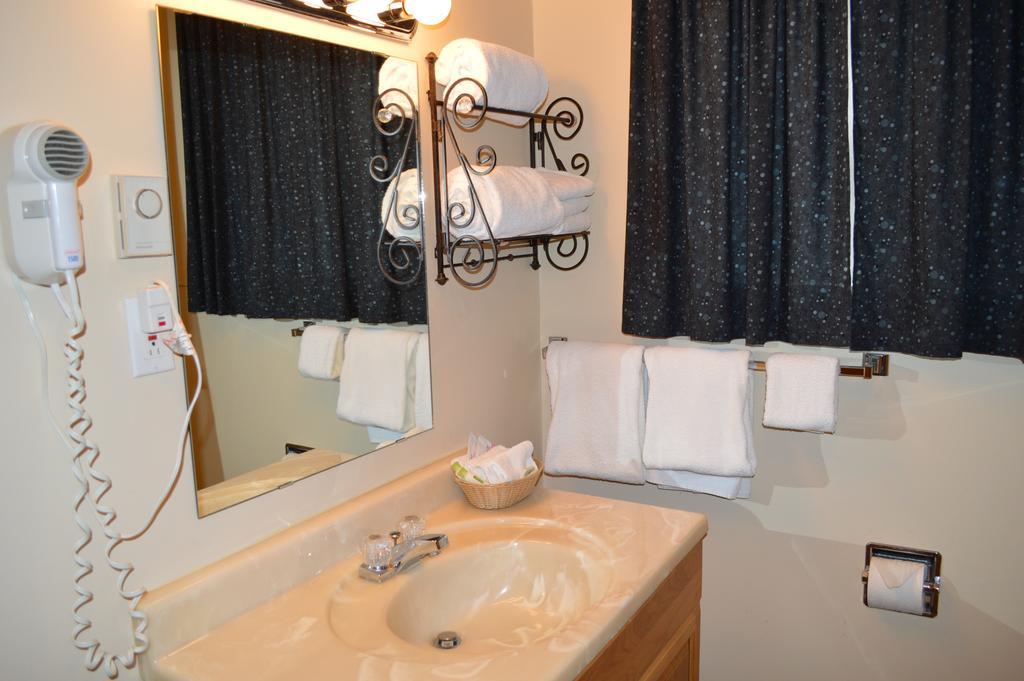 רדיום הוט ספרינגס Motel Tyrol חדר תמונה